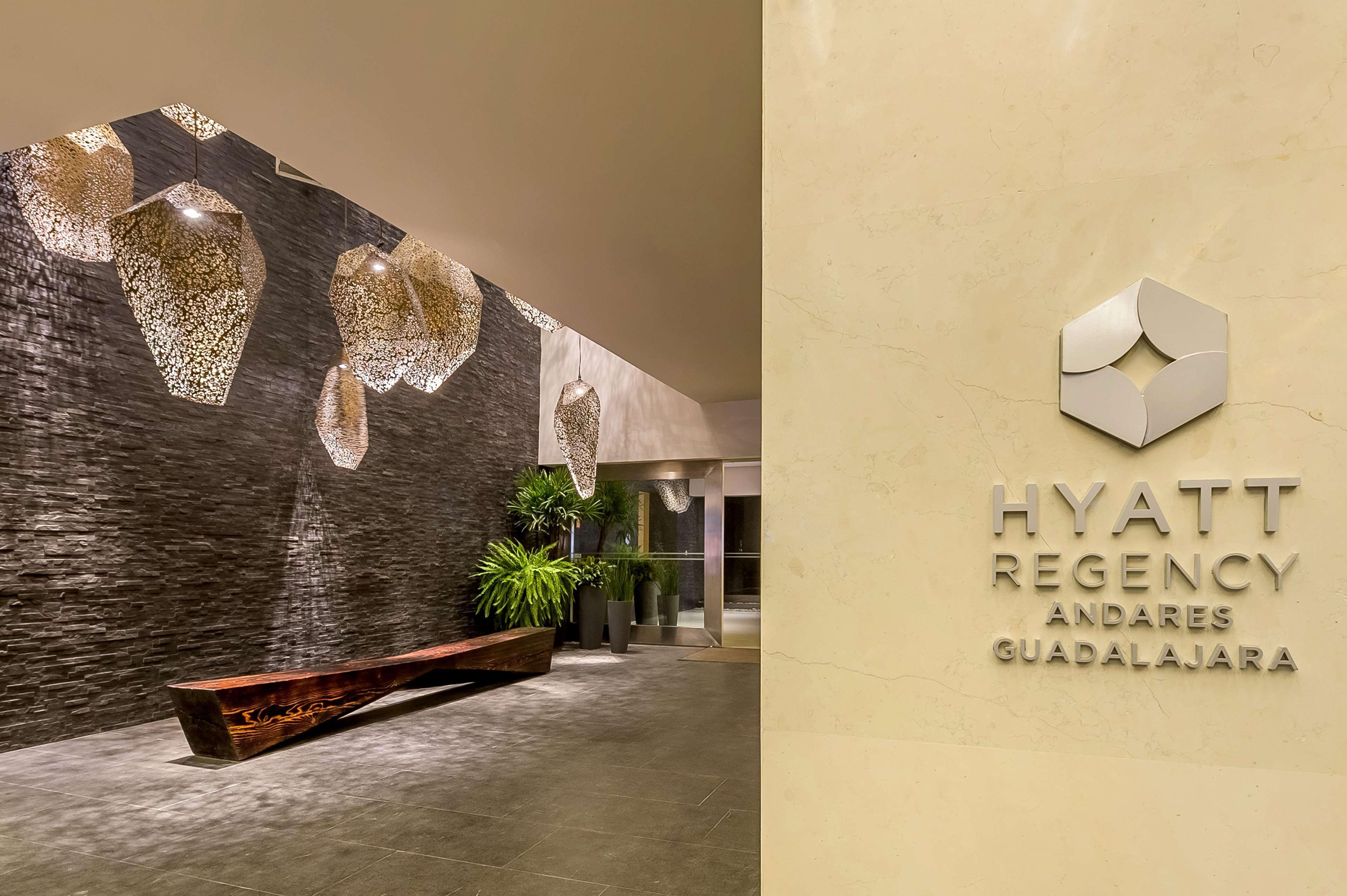 Отель Hyatt Regency Andares Guadalajara Сапопан Экстерьер фото Lobby